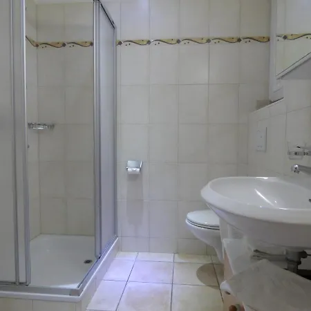 Casa Conti Al Lago * Ронко-сопра-Аскона